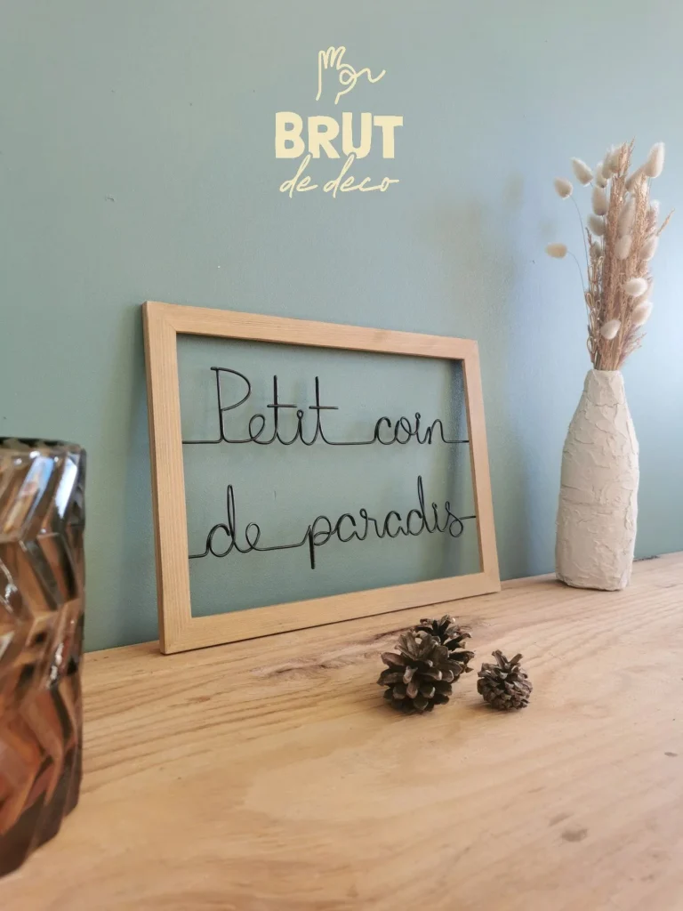 petit coin de paradis - cadre filaire et bois brut de deco